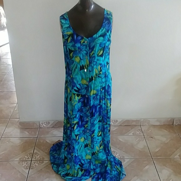 Scarlett Dresses & Skirts - Scarlett blue maxi dress